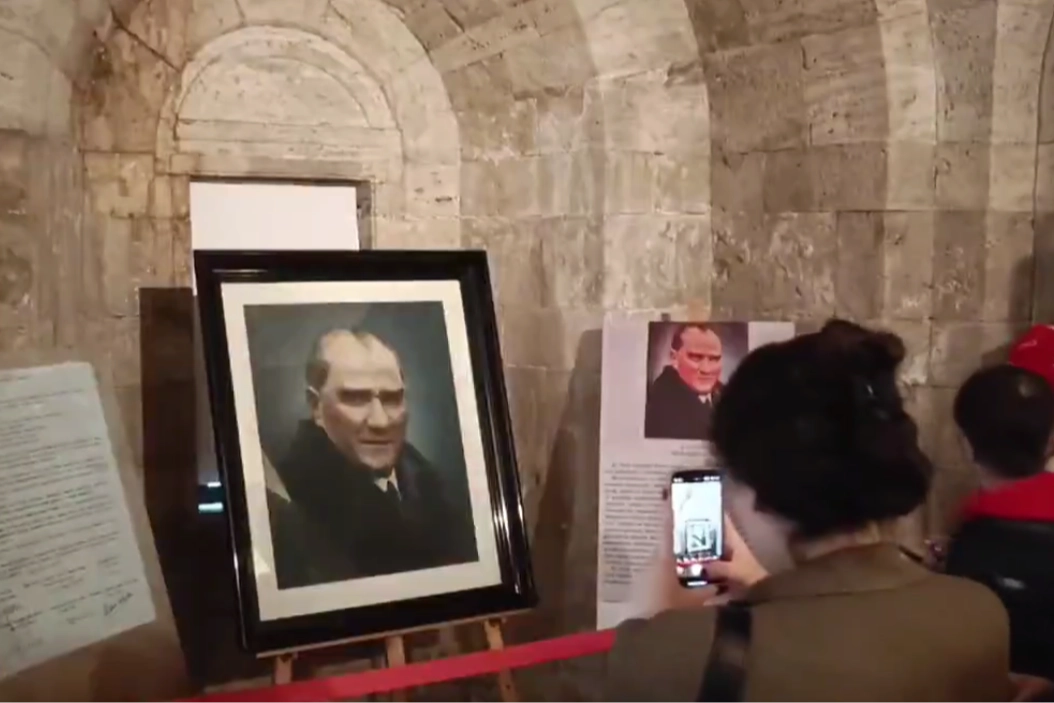 Tarihi portre Anıtkabir'de sergileniyor